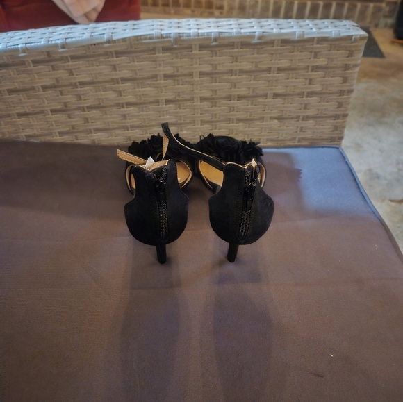 New Direction  black size 10 heels - Picture 4 of 4